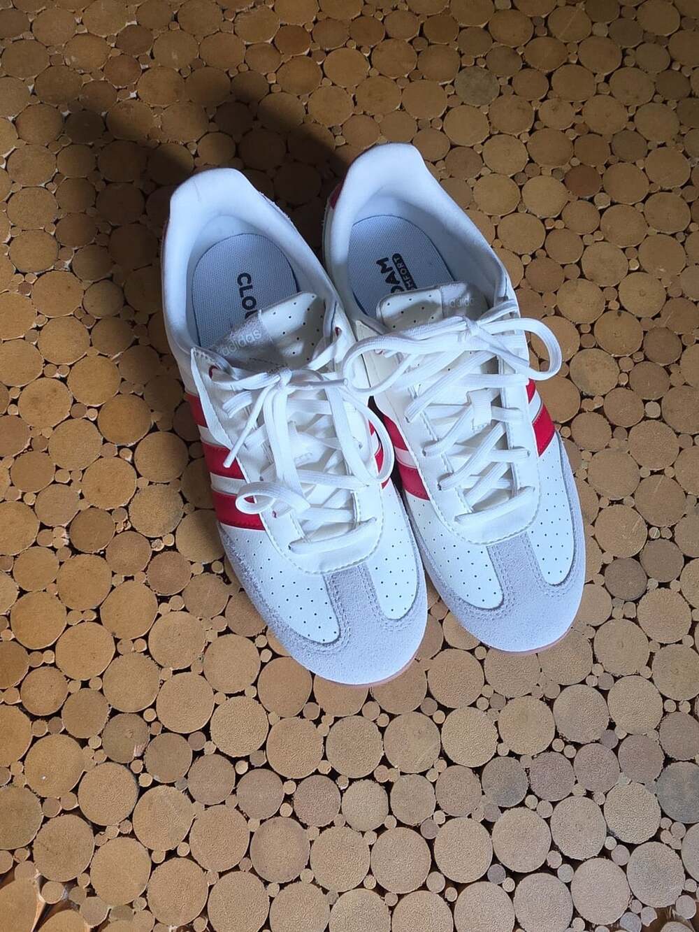 Adidas Barreda Lo Women's White and Red Sneakers